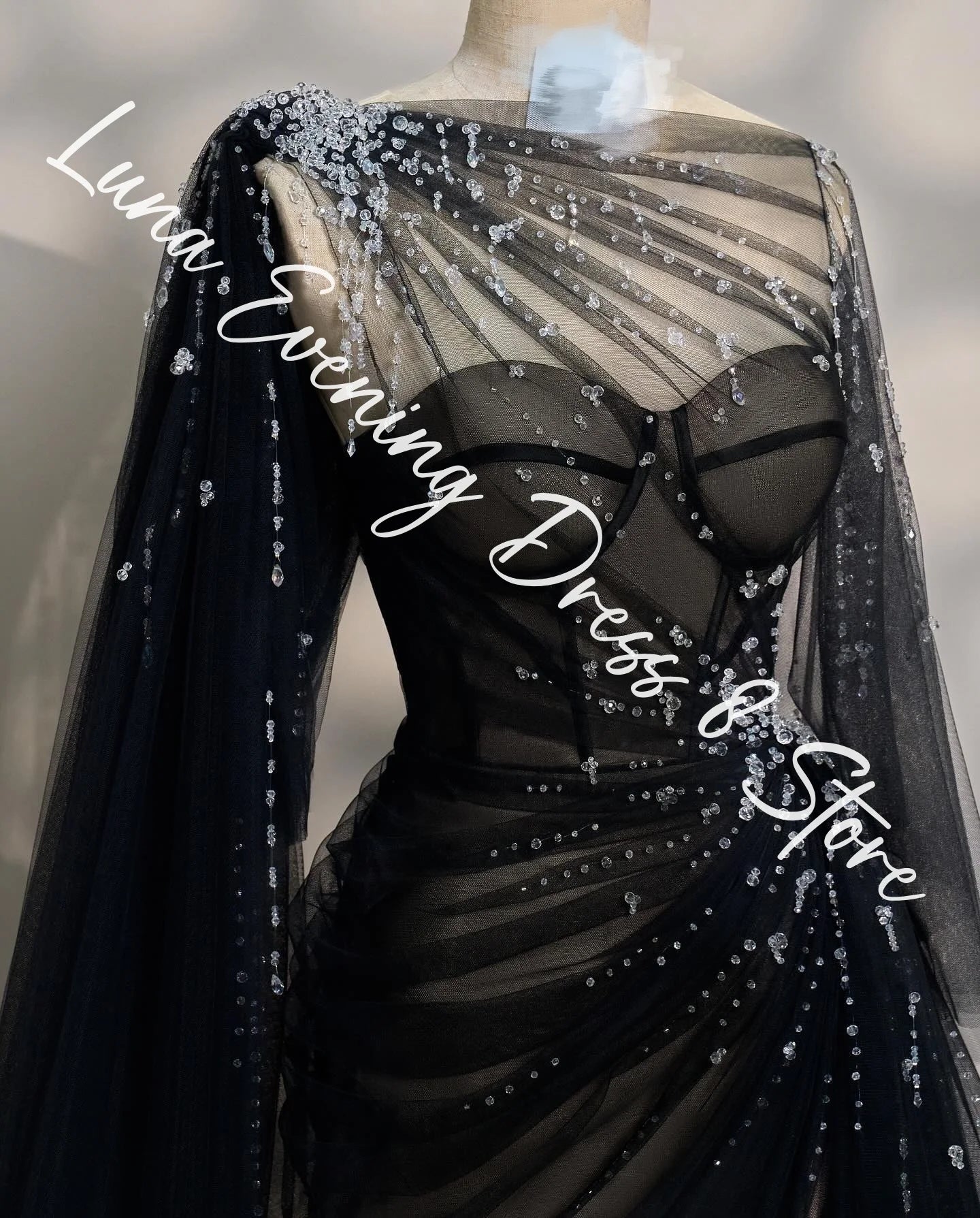 Customized Delicate Tulle Straight Cap Sleeve Crystal Evening Dresses Crew Neck Sleeveless Black Watteau Train Prom Dress
